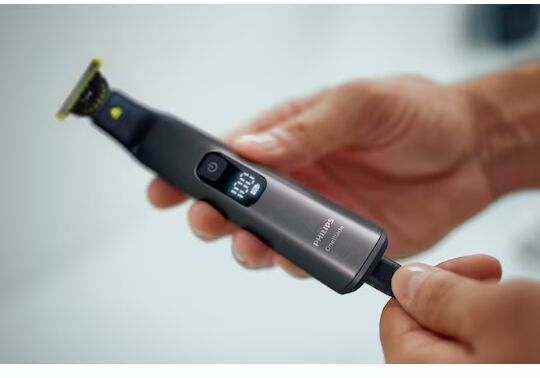 Philips OneBlade Pro 360 skeggsnyrtir og rakvél 