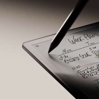 reMarkable Paper Pro spjaldtölva með penna