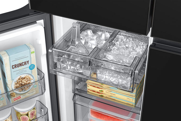 Samsung tvöfaldur kæli- og frystiskápur RM90F67CECEF - Svartur