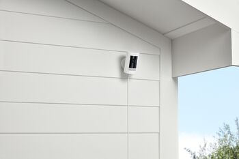 Ring Stick Up snúrutengd öryggismyndavél - Hvít