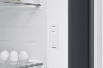 Samsung tvöfaldur kæli- og frystiskápur RS70F64KDFEF - Svartur