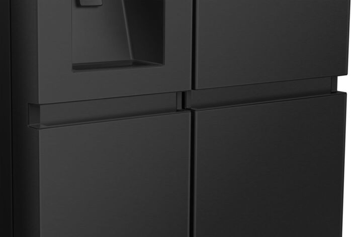 Hisense tvöfaldur kæli- og frystiskápur RS818N4IFE - Svartur