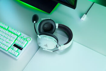 Razer Blackshark V3 Pro þráðlaus leikjaheyrnartól - Hvít