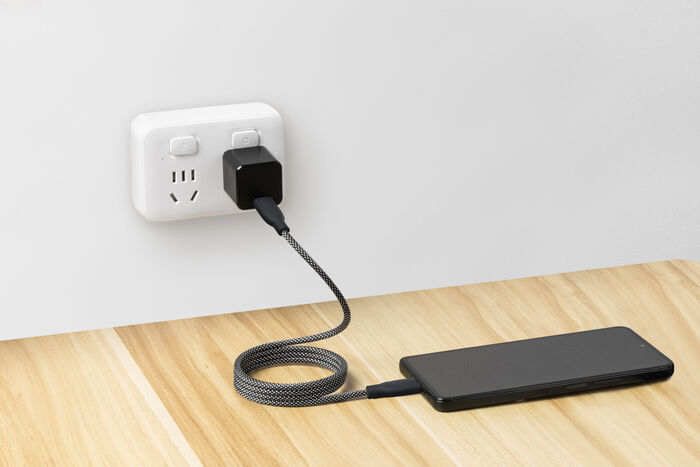 Sandstrøm segulmögnuð 60W USB-C í USB-C snúra - 1 metri