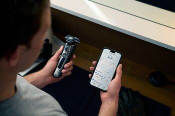 Philips Series 7000 rakvél + OneBlade