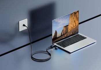 Sandstrøm USB-C í Ethernet snúra - 2 metrar