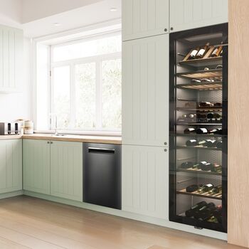 Bosch uppþvottavél Series 4 SMP4ECC72S - Svört