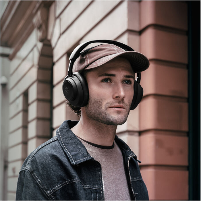 SteelSeries Arctis Nova Elite leikjaheyrnartól - Svört