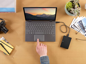 Seagate Expansion Plus 4TB HDD flakkari