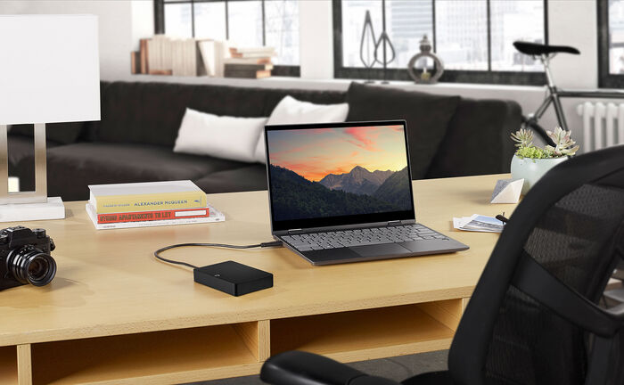 Seagate Expansion Plus 4TB HDD flakkari