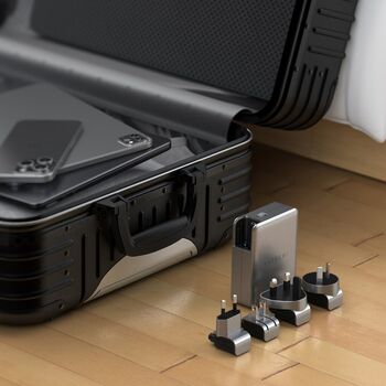 Satechi 145W GaN 4xUSB-C PD hleðslutæki