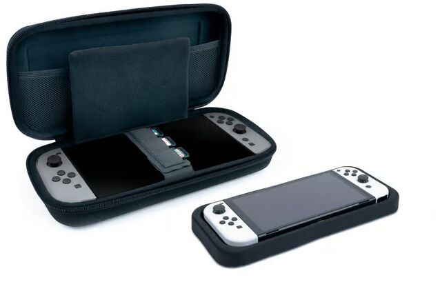 Nacon Nintendo Switch 2 taska - Svört