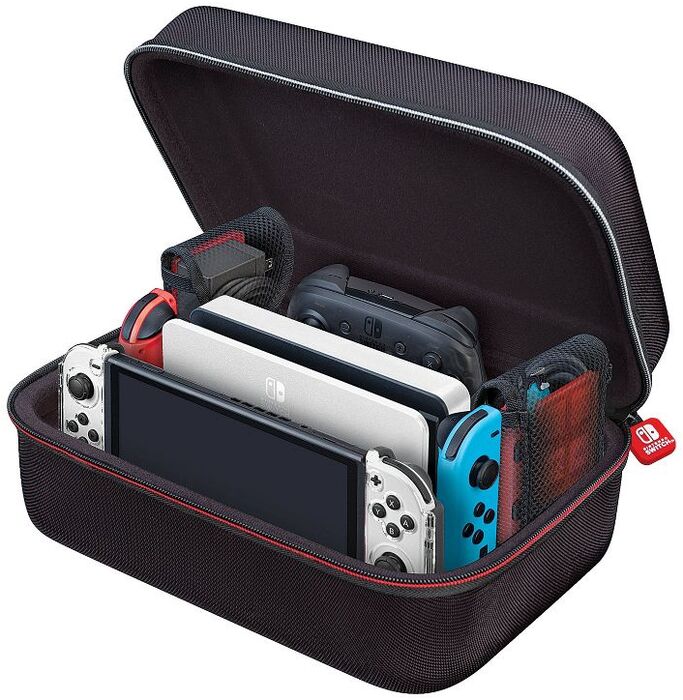 Product image not available for Nintendo Switch Deluxe taska