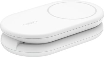 Belkin BoostCharge 2-í-1 15W Qi2 þráðlaus hleðslustandur - Hvítur