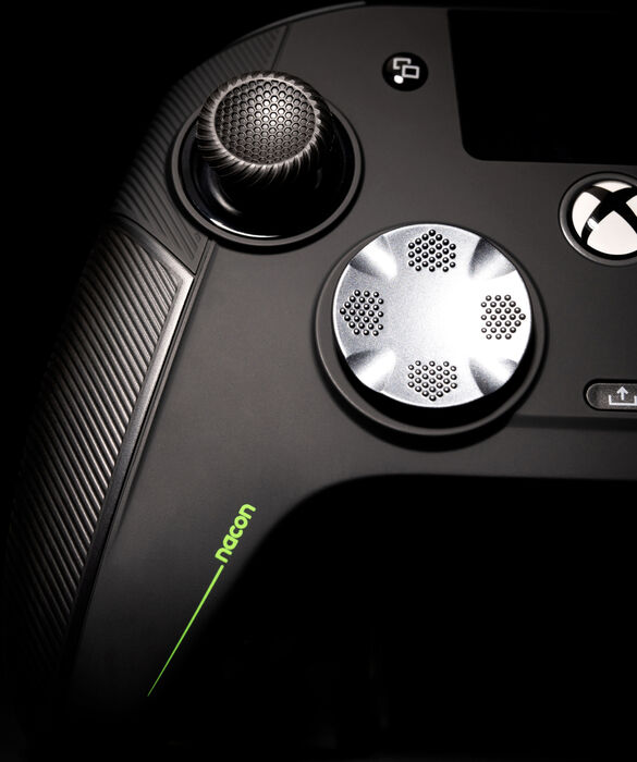 Nacon Revolution X Unlimited stýripinni