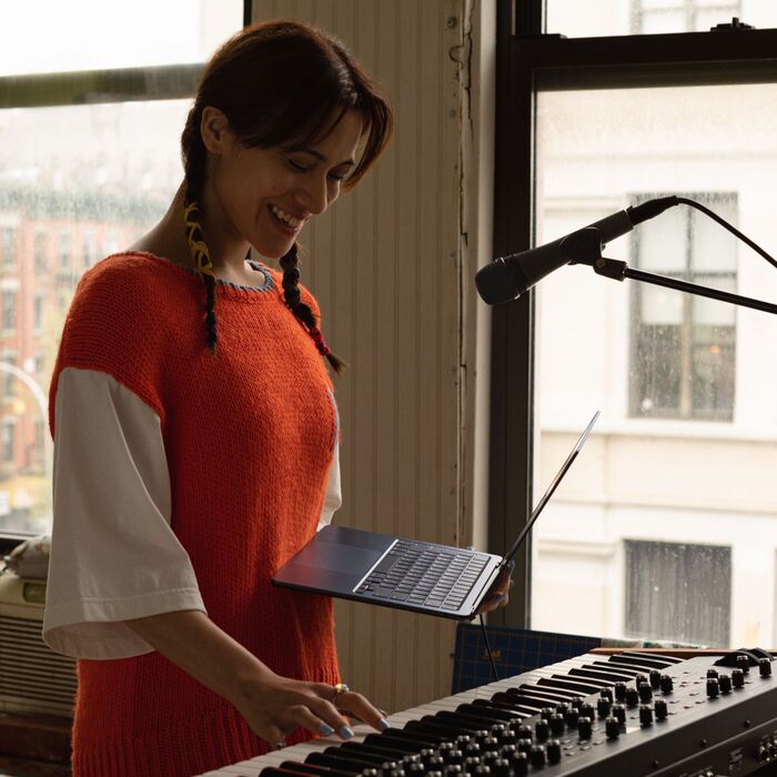 Apple MacBook Air M2 (2022) 13" 256 GB - Dökkblá